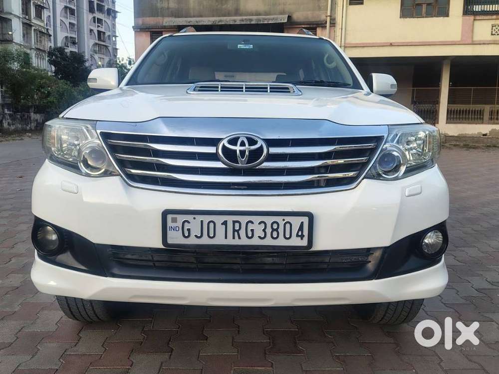 Toyota Fortuner 3.0 4x2 Automatic, 2014