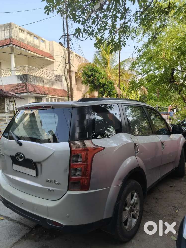 Mahindra Xuv500 2015 Diesel 143000 Km Driven