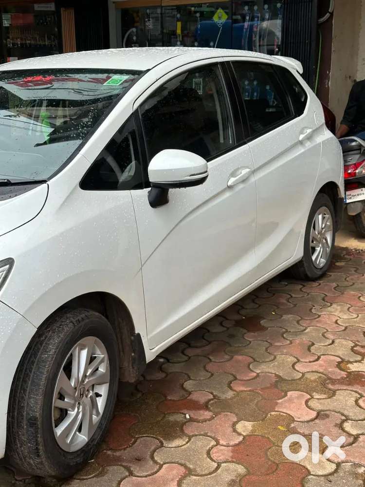 Honda Jazz 2016 Petrol 100000 Km Driven