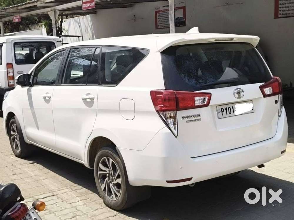 Toyota Innova Crysta 2.4 G Mt 7 Str, 2022, Diesel