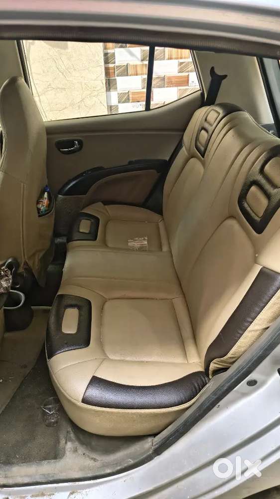 Hyundai I10 2011 Ek Dam Mast Car Hai Koi Kami Nahi