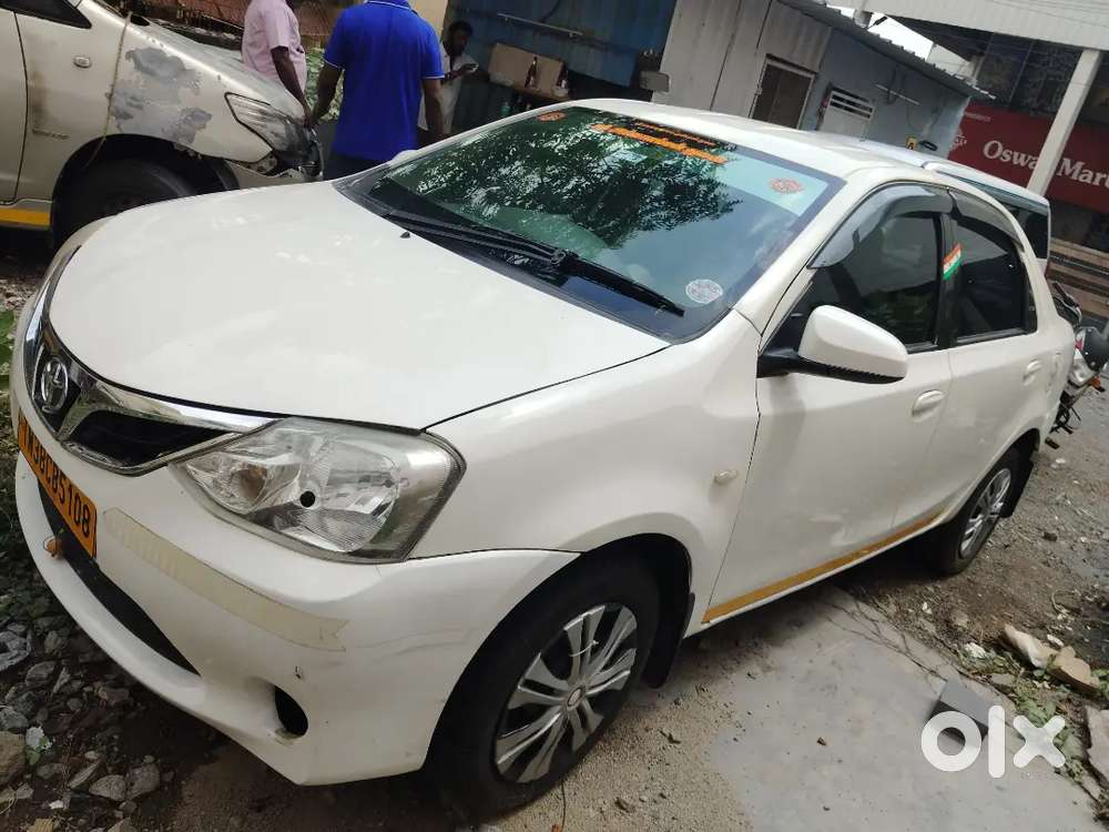 Toyota Etios 2015 Diesel 300000 Km Driven