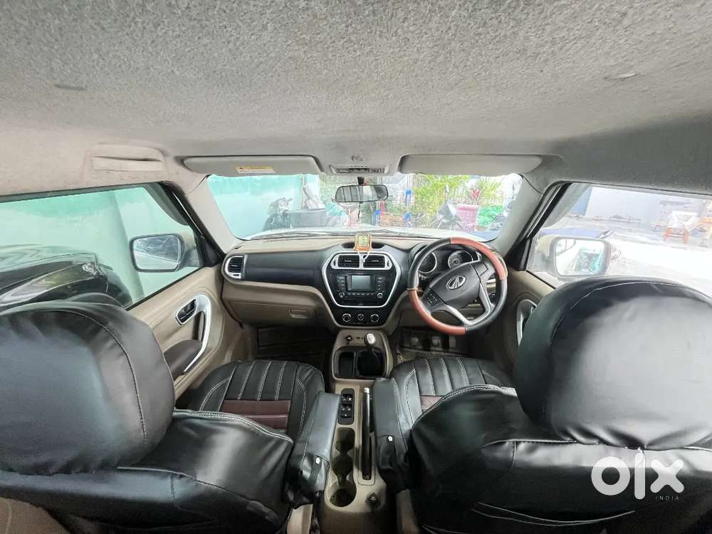 Mahindra Tuv 300 T8 Top Model