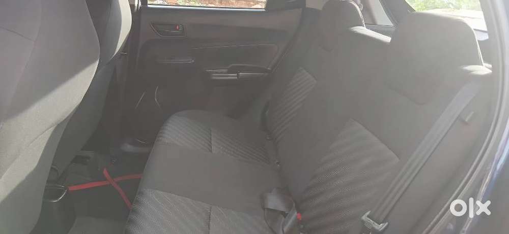 Maruti Suzuki Swift 1.2 Lxi (o), 2022, Petrol