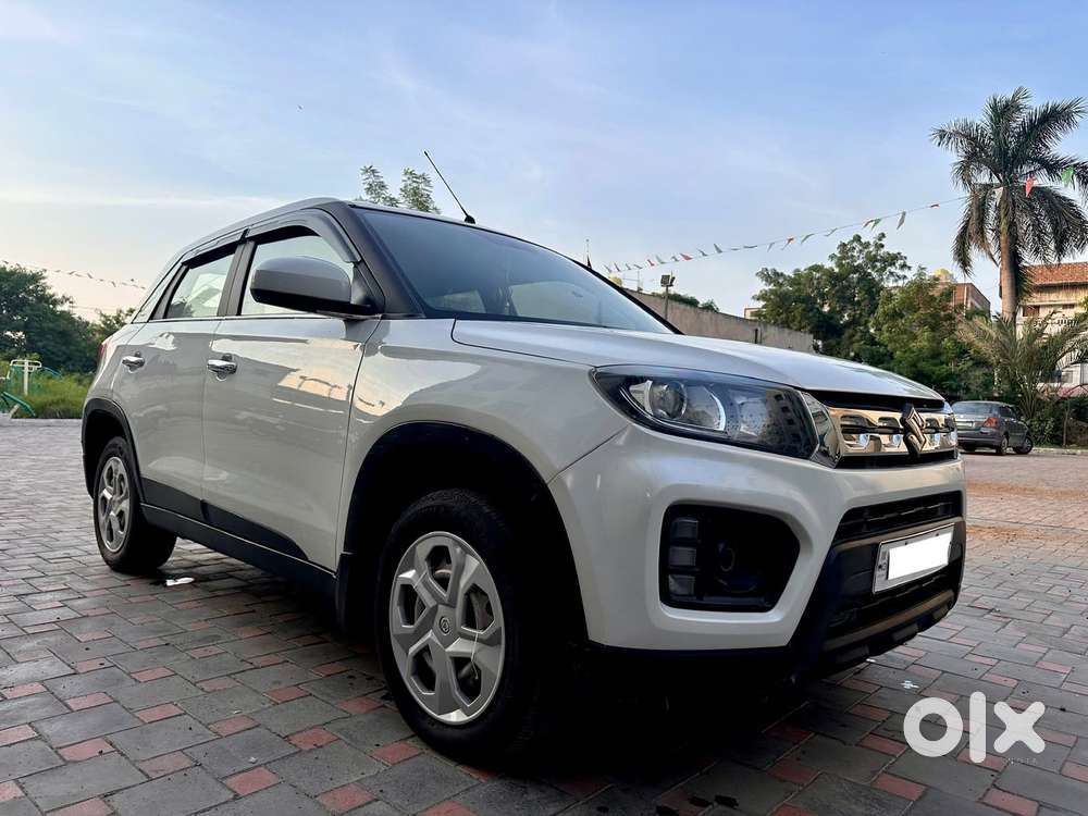 Maruti Suzuki Brezza 1.5 Lxi Smart Hybrid, 2020, Petrol