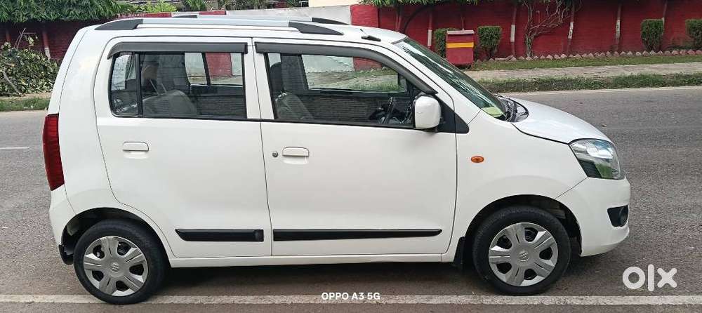 Maruti Suzuki Wagon R Amt Vxi, 2018, Petrol