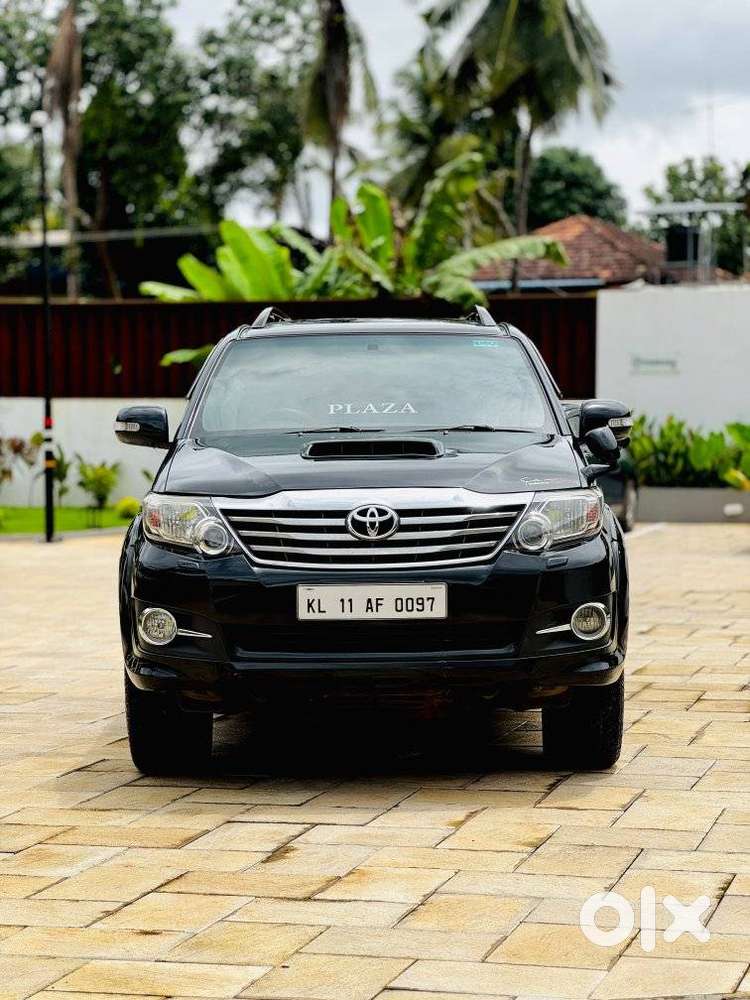 Toyota Fortuner 3.0 4x4 Manual, 2010, Diesel