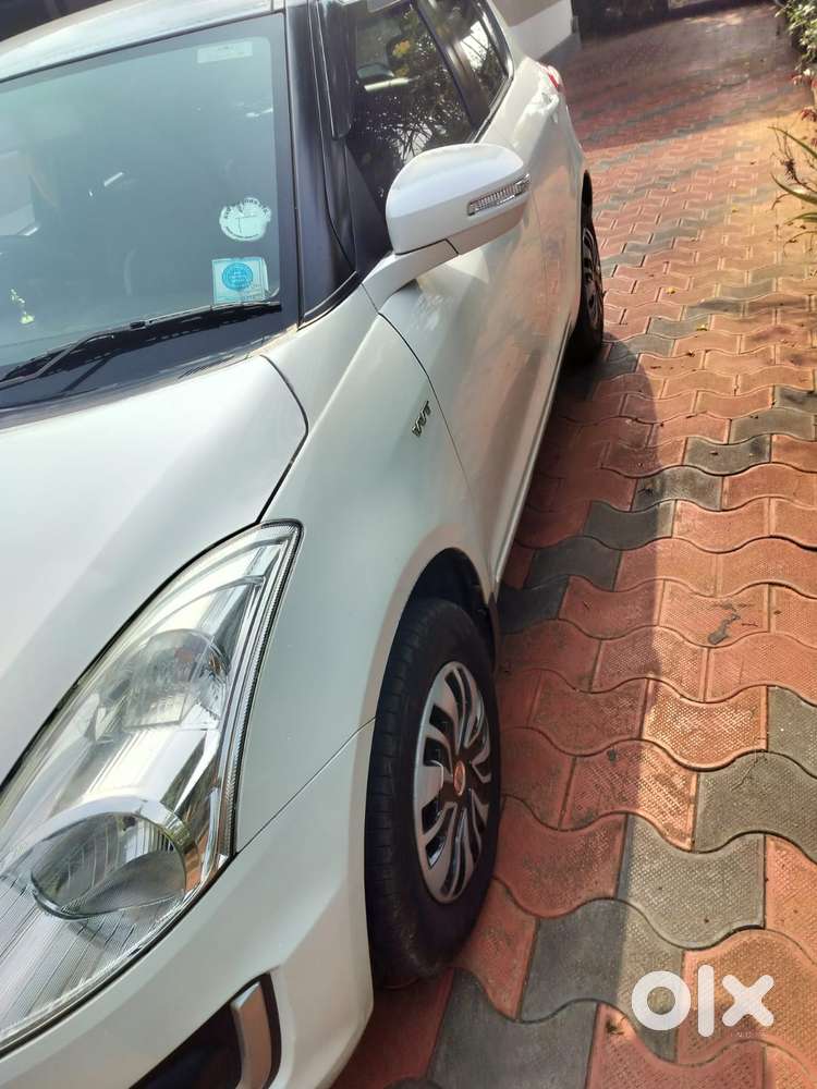Maruti Suzuki Swift Vxi, 2016, Petrol