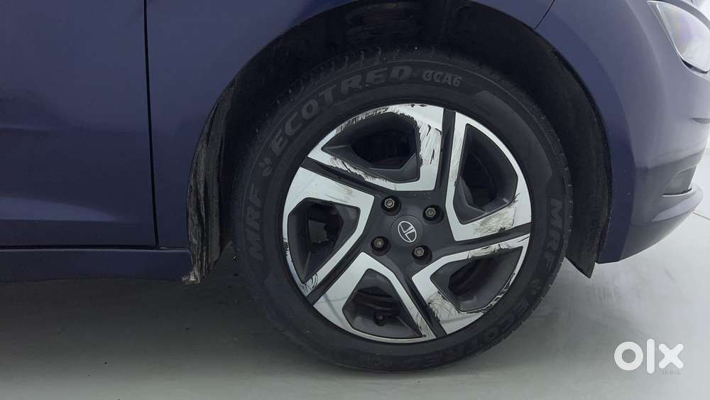 Tata Altroz 1.2 Xt, 2024, Petrol
