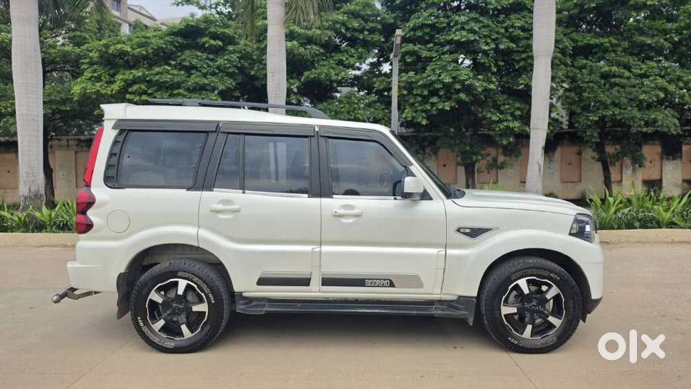 Mahindra Scorpio Classic 2.2 S 11 Mt 7 Str, 2022, Diesel