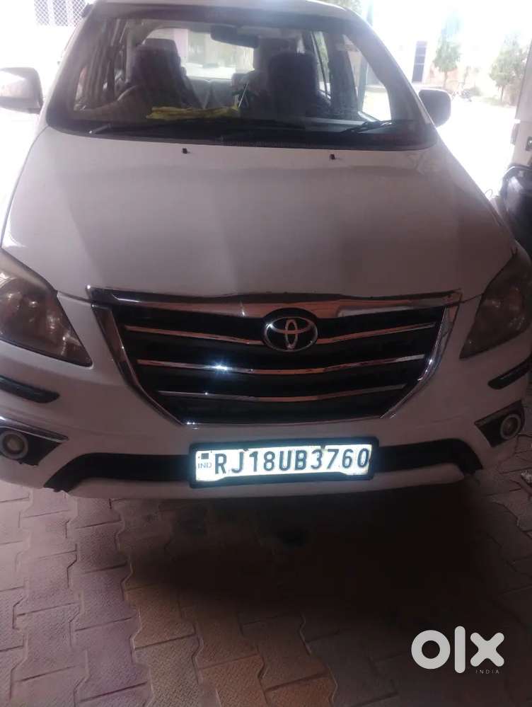 Toyota Innova 2010 Diesel Well Maintained