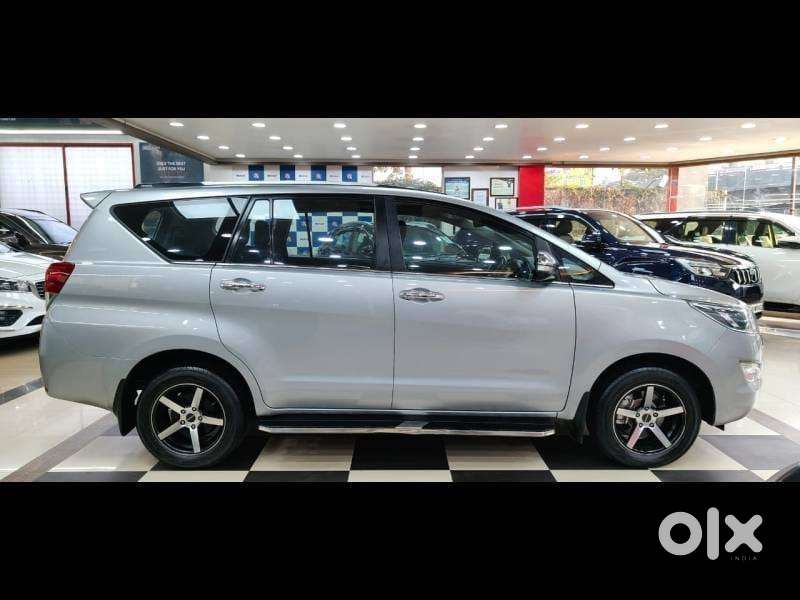 Toyota Innova Crysta 2.4 V, 2017, Diesel
