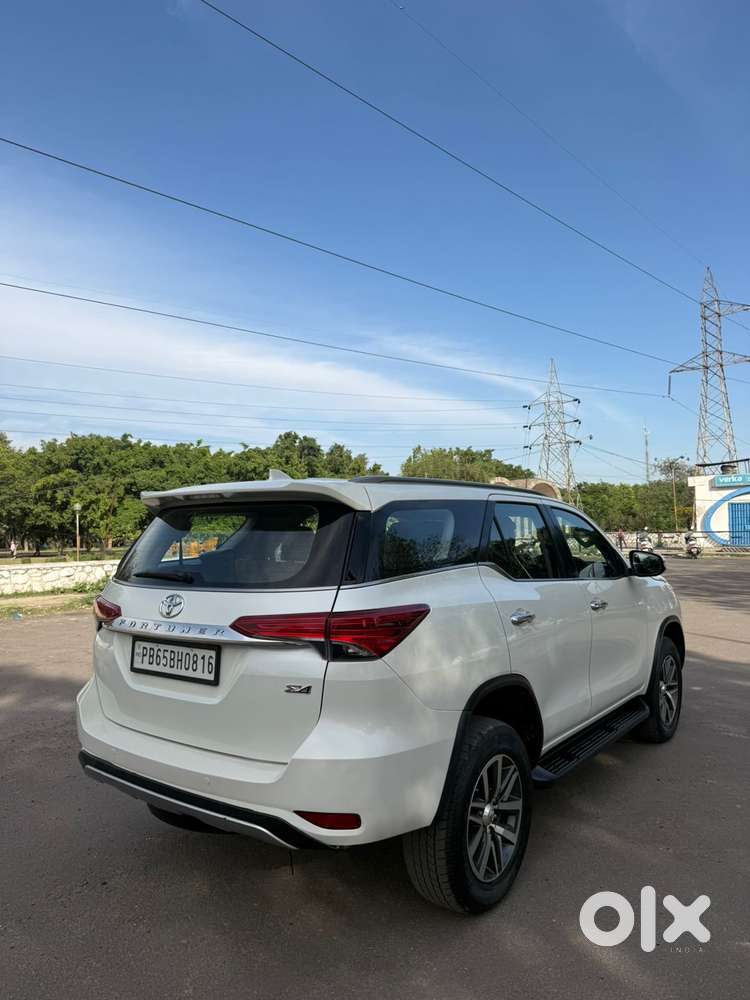 Toyota Fortuner 3.0 4x2 Automatic, 2016, Diesel