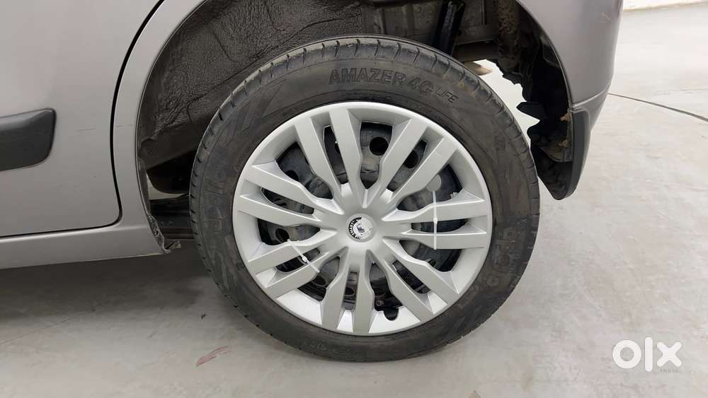 Maruti Suzuki Wagon R 1.0 Vxi (o) Amt, 2017, Petrol
