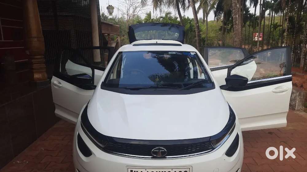 Tata Altroz 2023 Petrol 15000 Km Driven