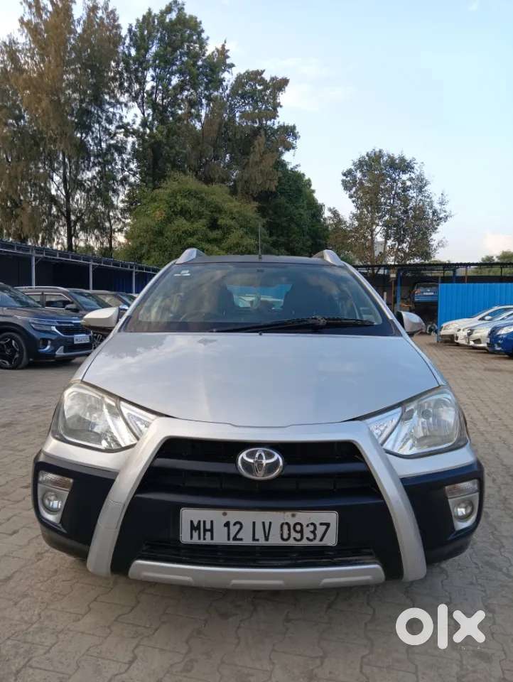 Toyota Etios Cross 1.2l G, 2015, Petrol