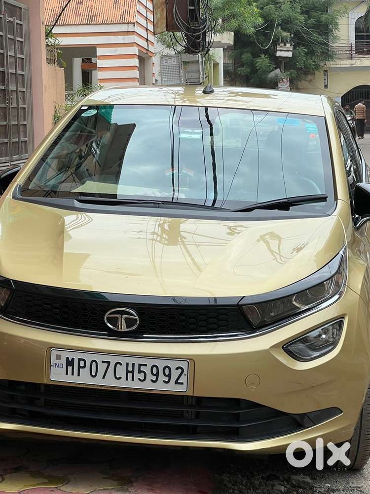 Tata Altroz Petrol 2020 ,18000 Km Driven , All Ganuine , Urgent Sell
