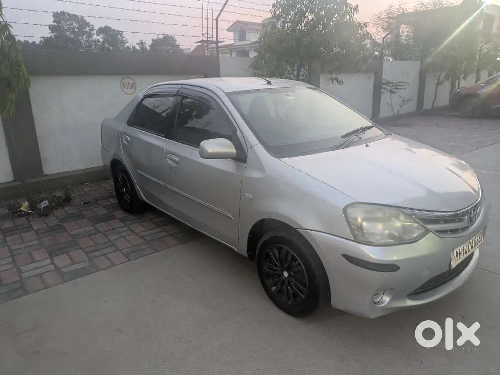 Toyota Etios 2011 Cng 151000 Km Driven