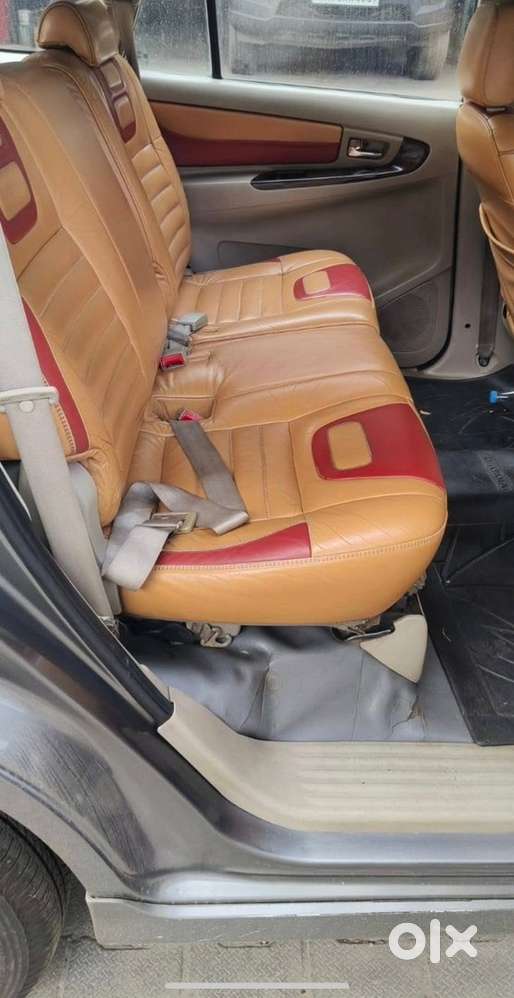 Toyota Innova 2013 Well Maintained