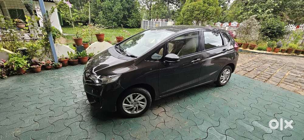 Honda Jazz Full Opt