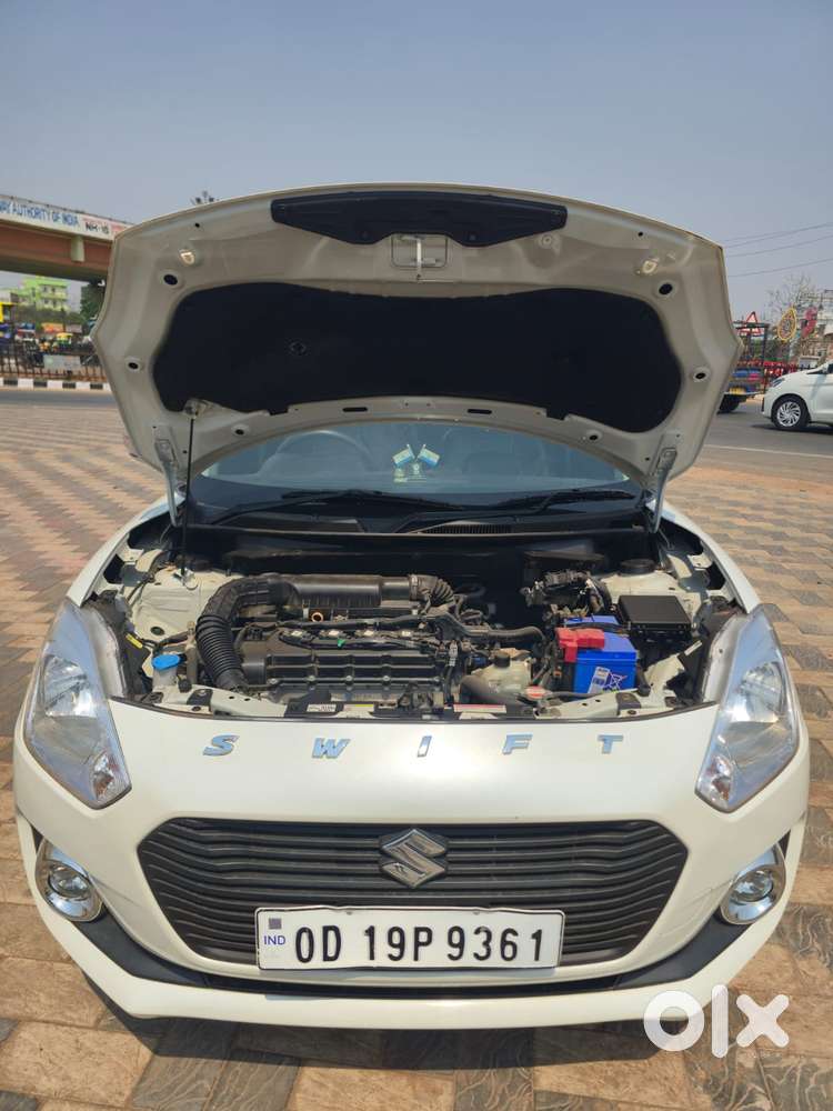 Maruti Suzuki Swift 2018 Zxi, 2019, Petrol