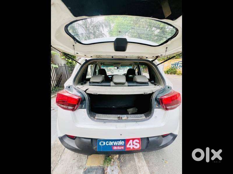 Mahindra Kuv100 Nxt 1.2 K8 Plus Diesel 6 Str, 2017, Diesel