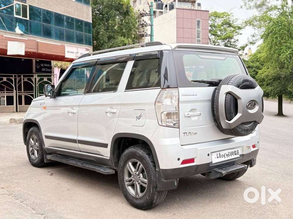 Mahindra Tuv 300 T10, 2020, Diesel