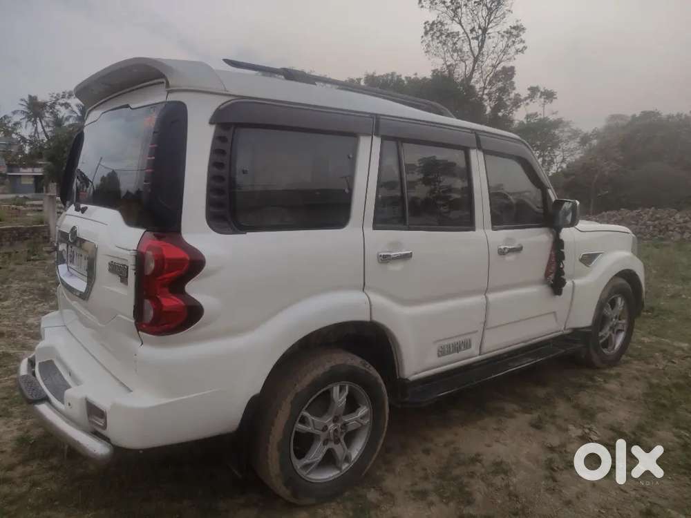 Mahindra Scorpio Diesel 2015