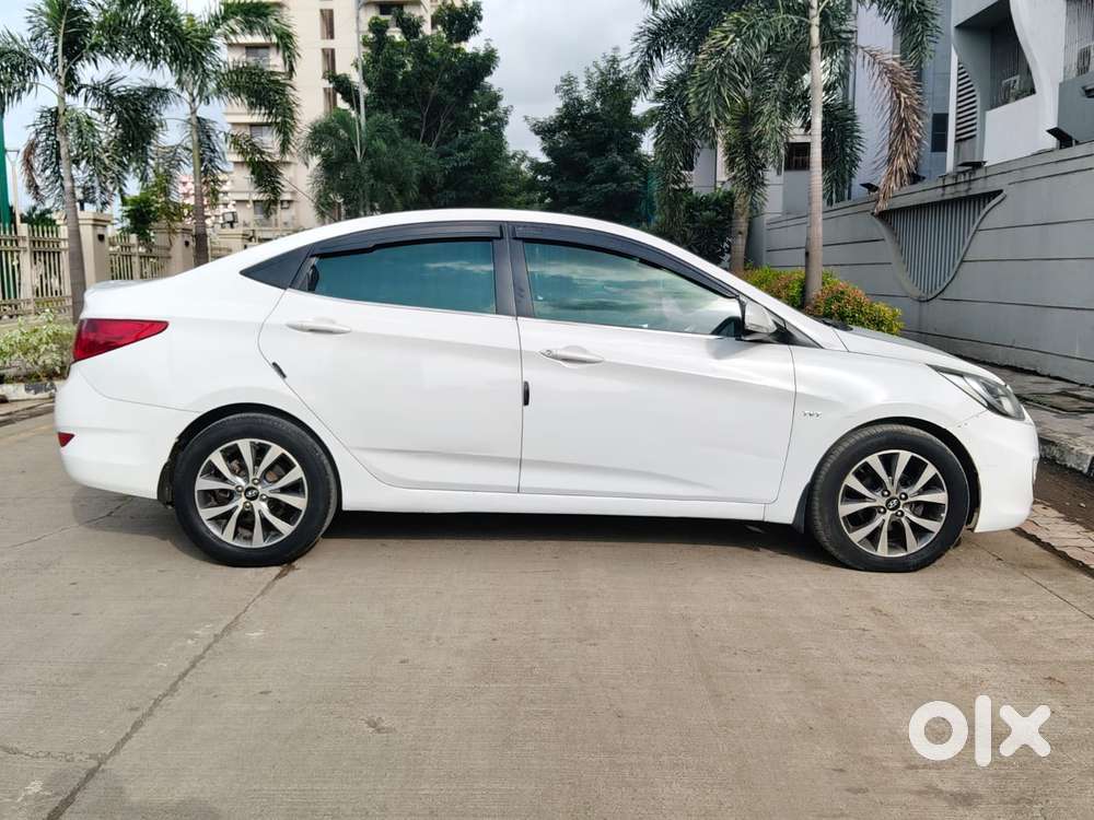Hyundai Fluidic Verna 1.6 Vtvt Sx, 2013, Petrol