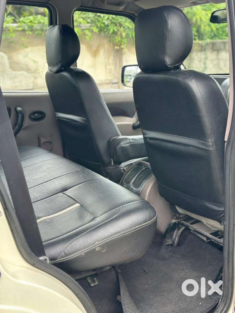 Mahindra Scorpio 2002-2013 Vlx At, 2009, Petrol