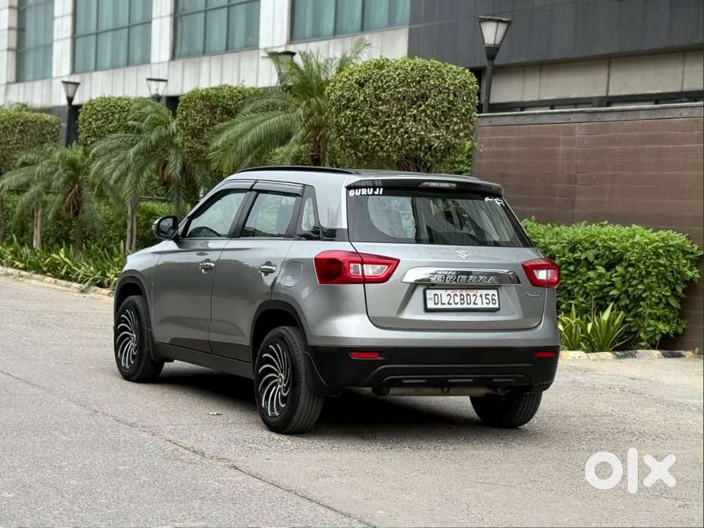 Maruti Suzuki Brezza 1.5 Vxi At Smart Hybrid, 2022, Petrol