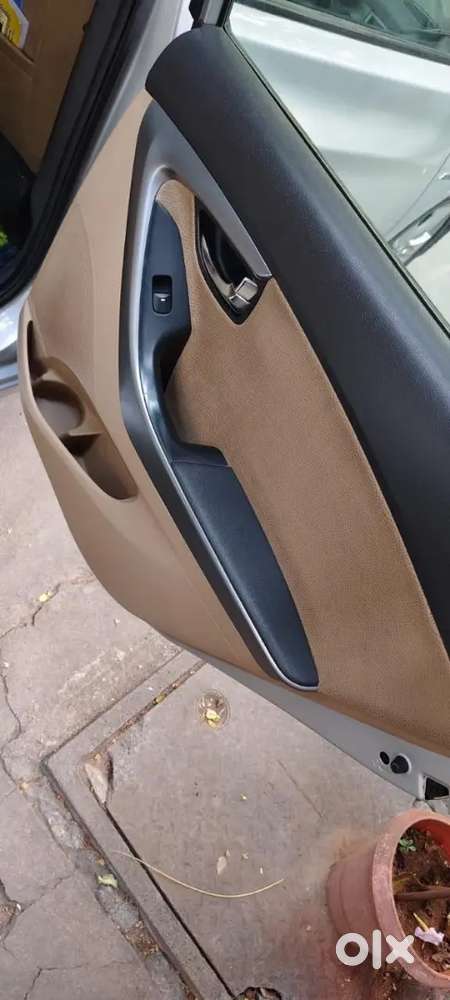 Hyundai Elantra 2012 Diesel 75000 Km Driven