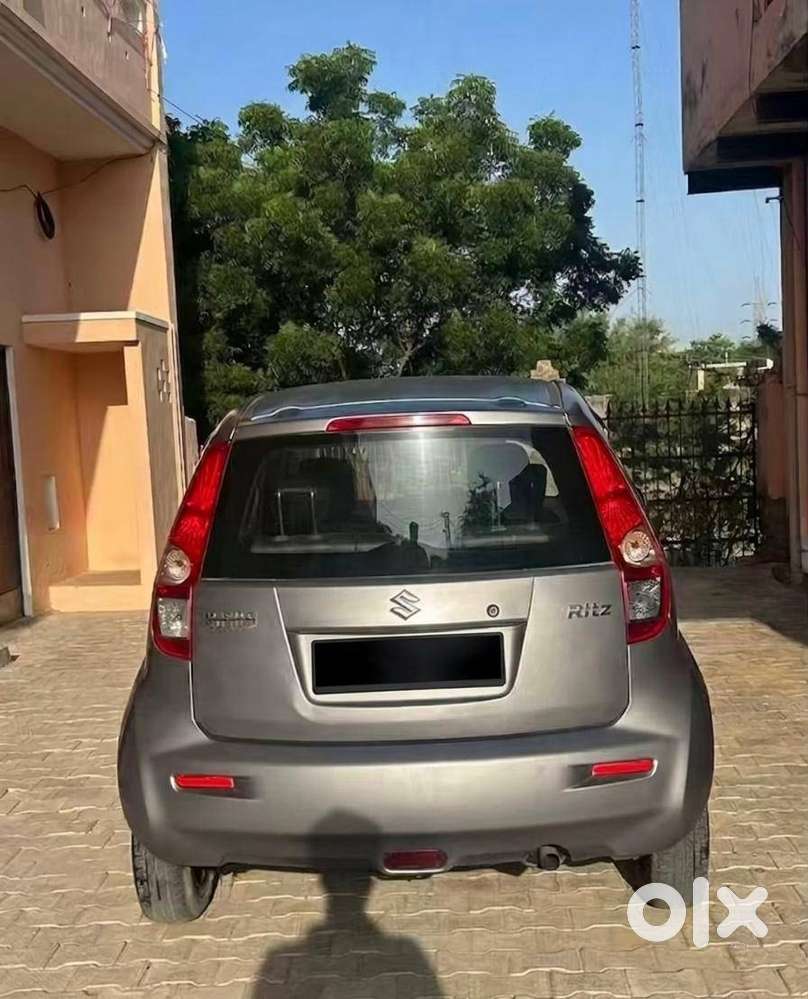 Maruti Suzuki Ritz Vxi 2012