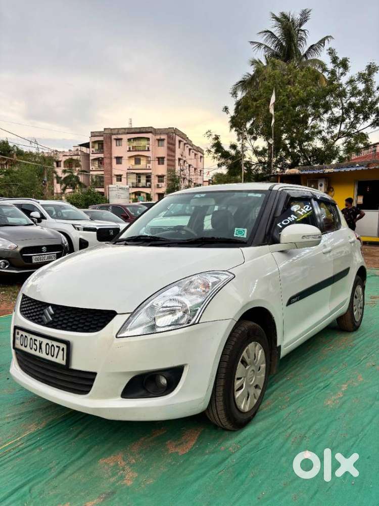 Maruti Suzuki Swift Vxi Optional, 2014, Petrol