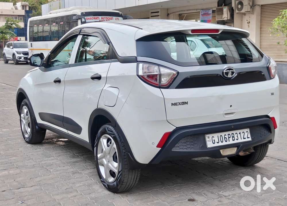 Tata Nexon 1.2 Revotron Xe, 2019, Cng & Hybrids
