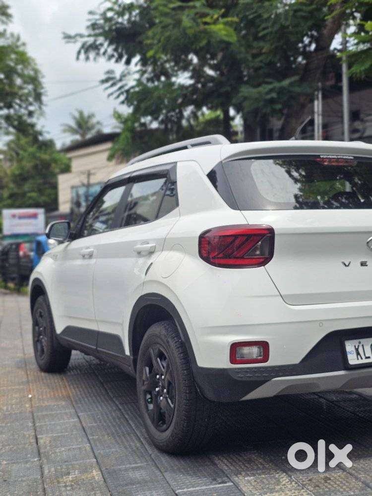 Hyundai Venue S 1.2 Petrol, 2019, Petrol