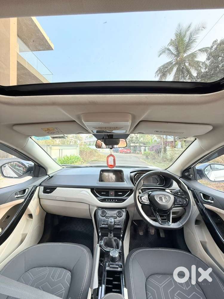 Tata Nexon 2023 Petrol 25000 Km Driven