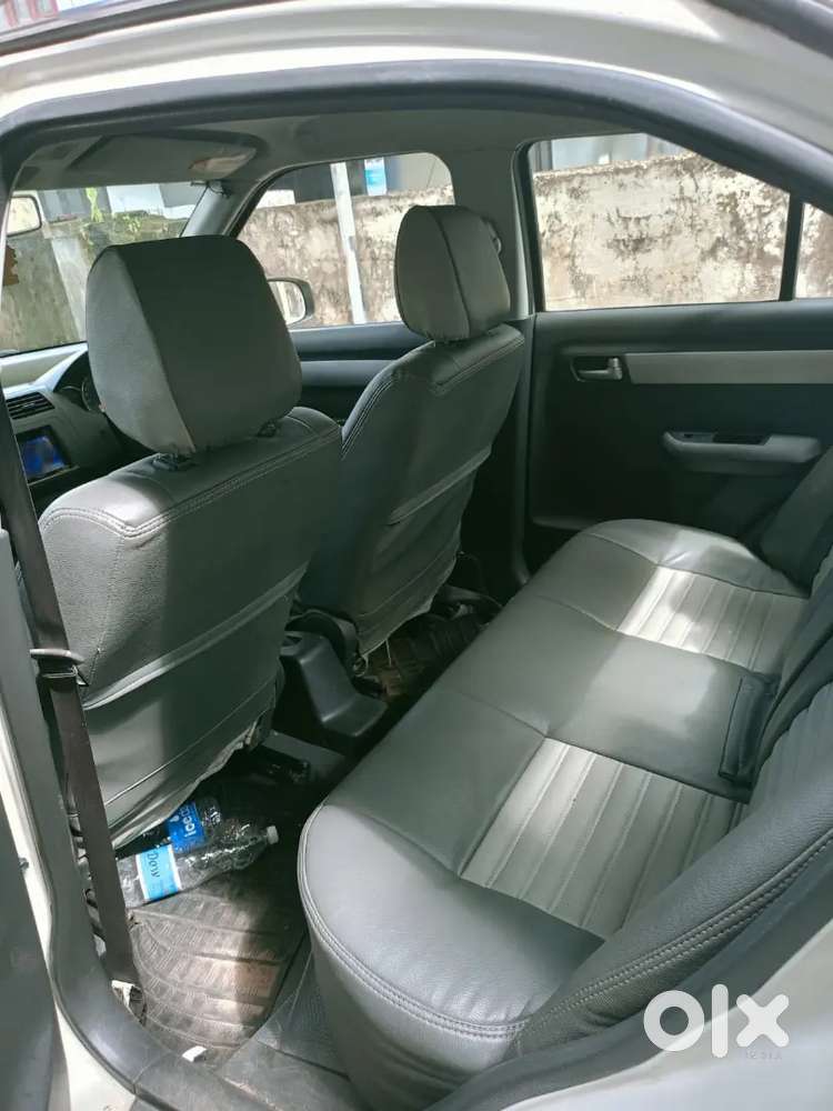 Maruti Suzuki Dzire 1.2 Vxi 2011
