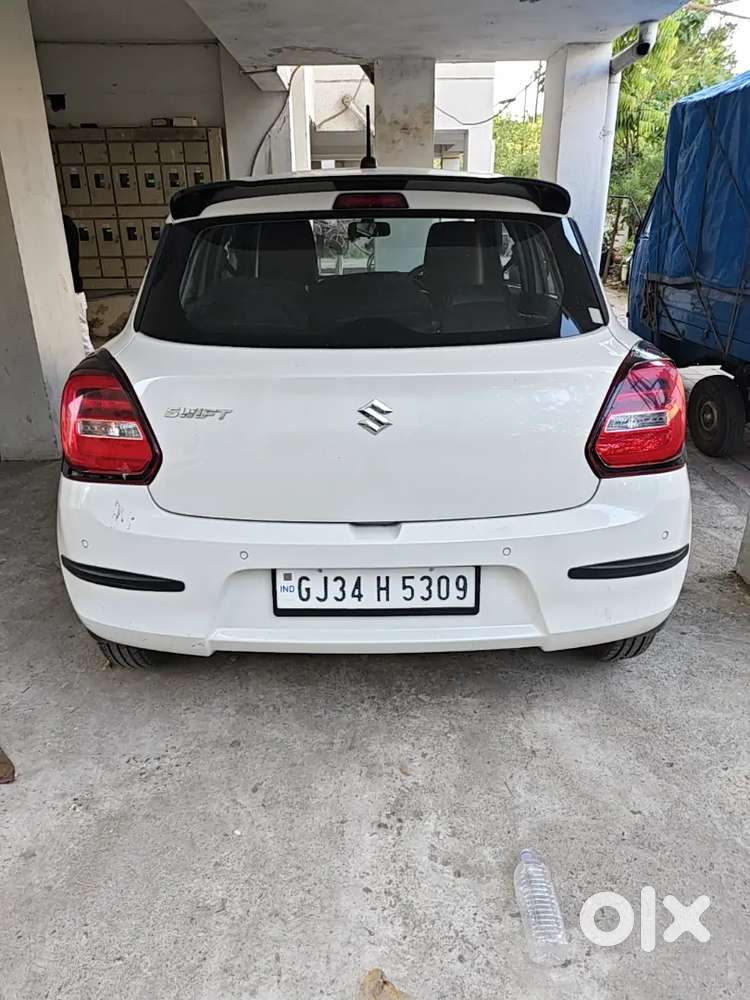 Maruti Suzuki Swift 2023 Petrol 7600 Km Driven