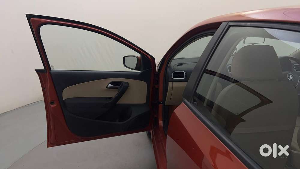 Volkswagen Polo Petrol Highline 1.2l, 2014, Petrol