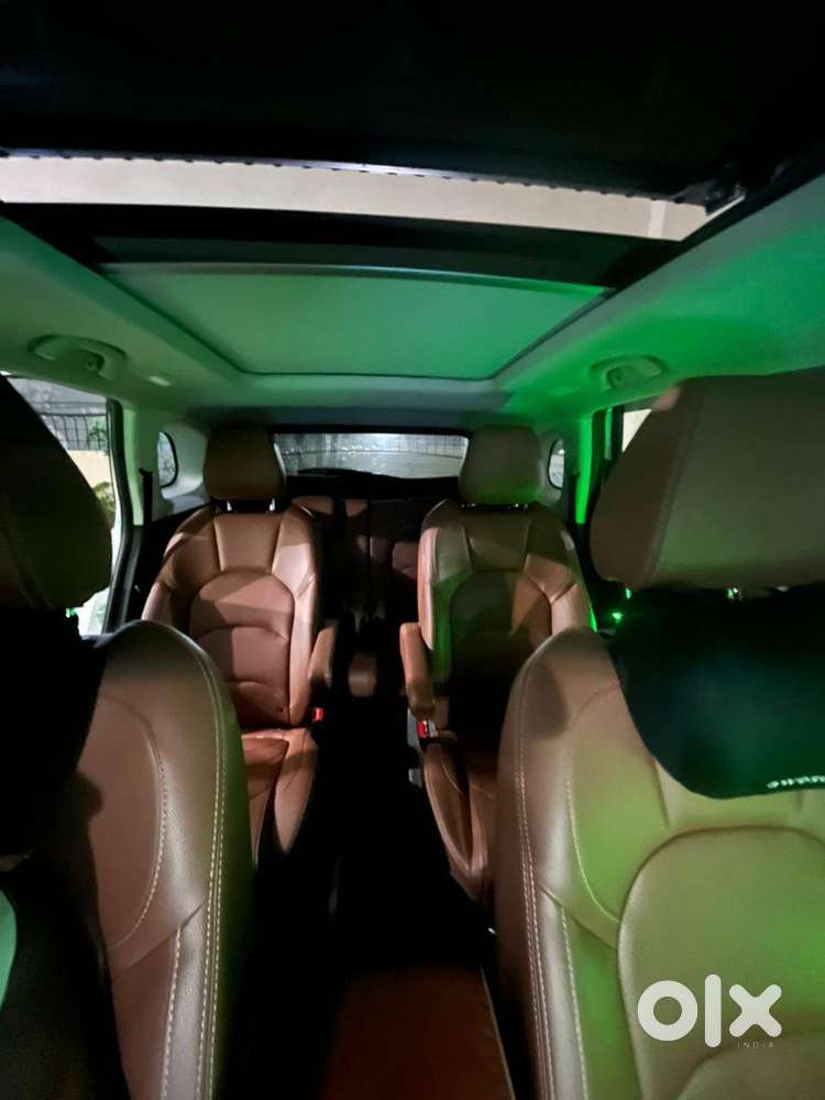 Mg Hector Plus (2023)