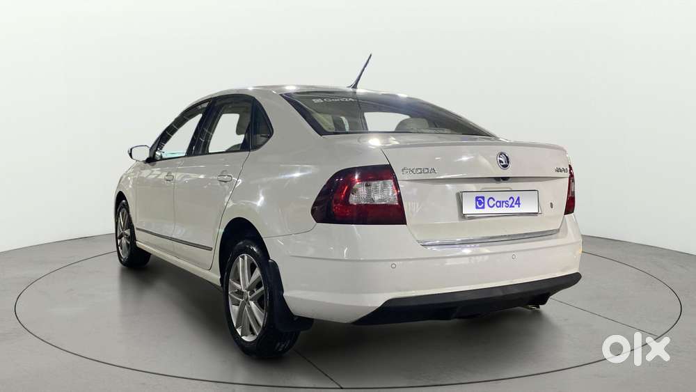 Skoda Rapid 1.6 Mpi At Style, 2019, Petrol