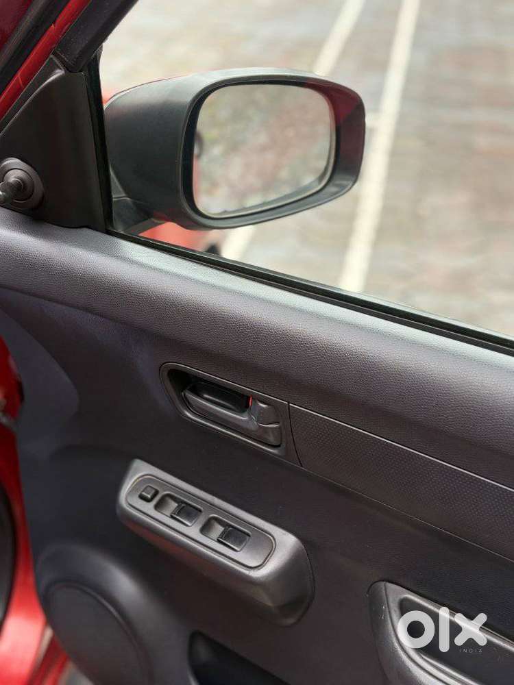 Maruti Suzuki Swift, 2011, Petrol