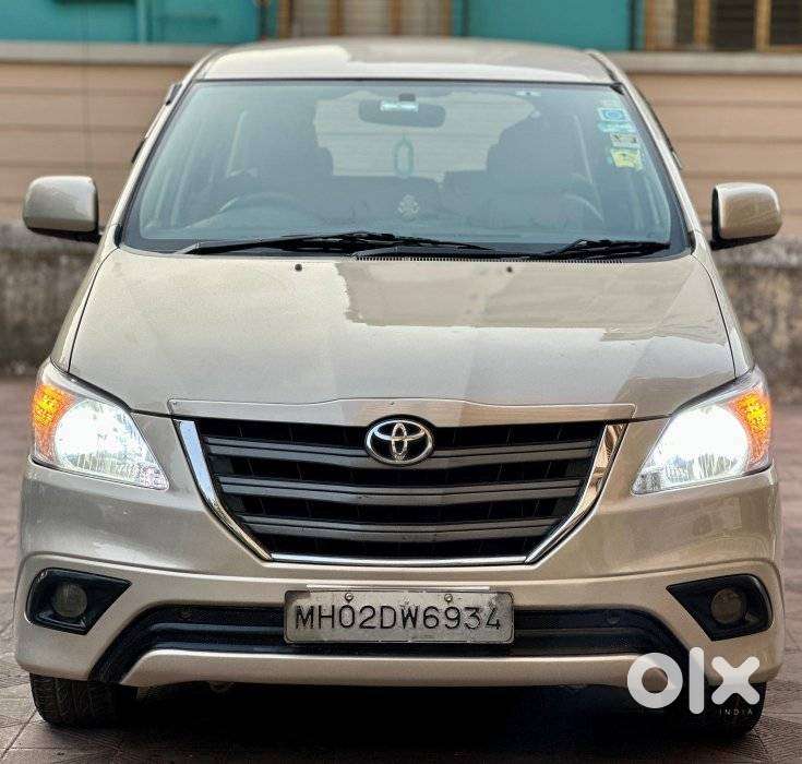 Toyota Innova 2.5 G (diesel) 8 Seater, 2015, Diesel