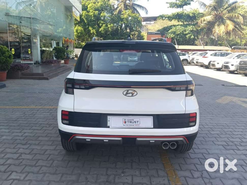 Hyundai Venue S Turbo, 2023, Petrol