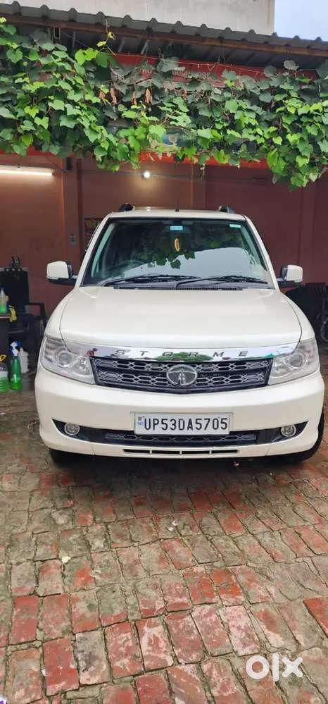 Tata Safari Storme 2019 1st Owner New Branded Tyre New Baitry