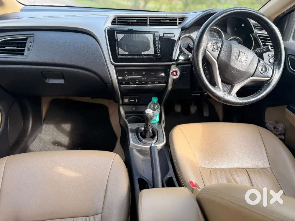 Honda City 1.5 V 2018