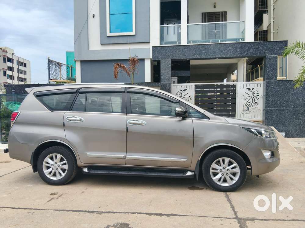 Toyota Innova Crysta 2.4 G Mt 7 Str, 2020, Diesel