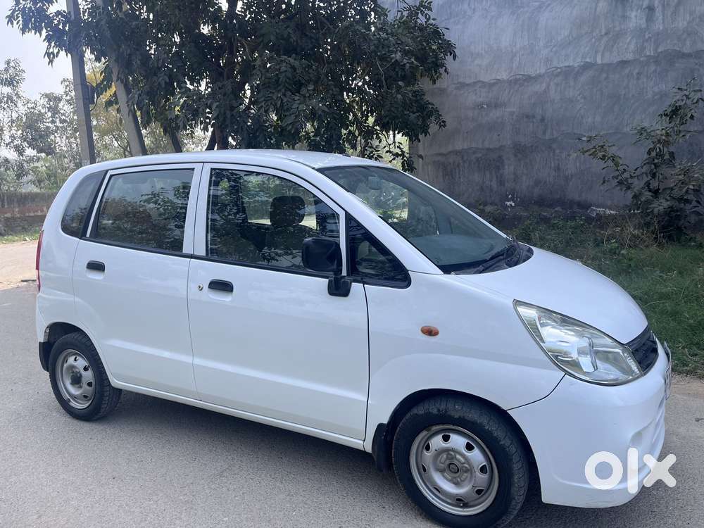 Maruti Suzuki Zen Estilo Lxi Bs Iv, 2011, Petrol