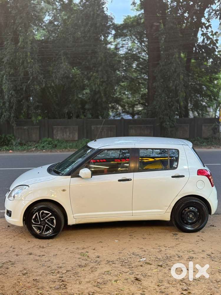 Maruti Suzuki Swift 2010